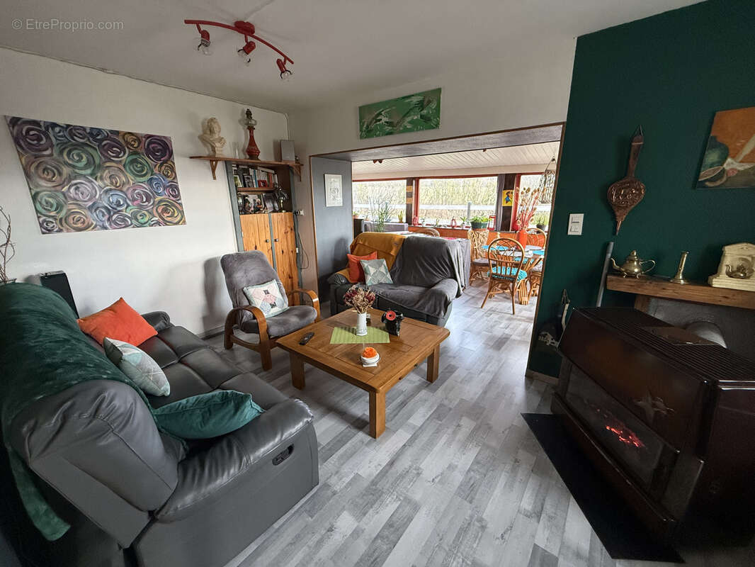 Maison à SAINT-MARCEL-EN-MURAT