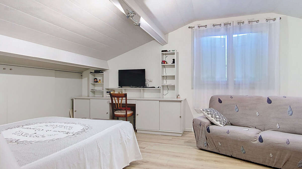 Maison à LE PIAN-MEDOC