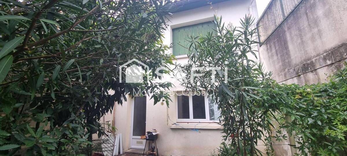 Photo 1 - Maison à CASTILLON-LA-BATAILLE