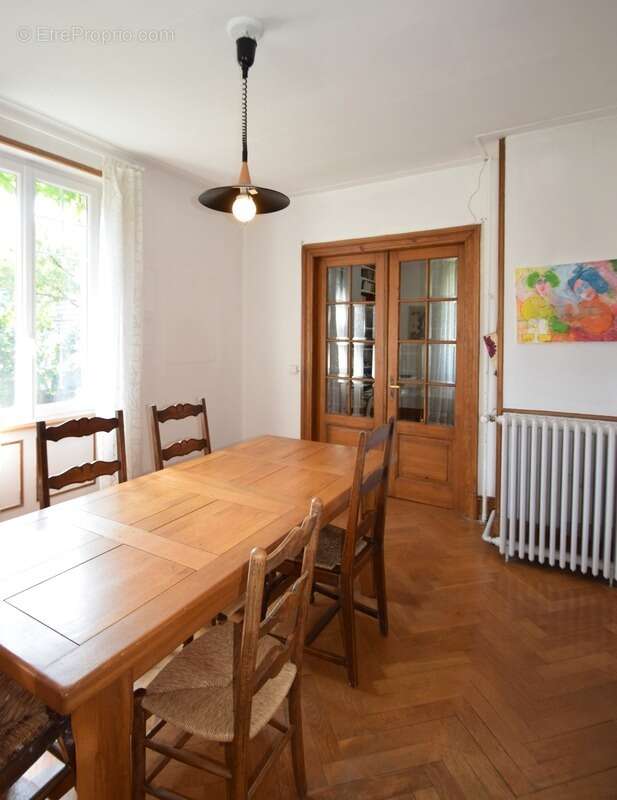 Maison bourgeoise des années 30 - Jardin de plus de 20 ares - photo 7
