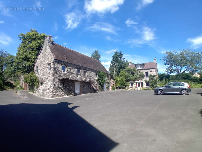 Maison à THURY-HARCOURT