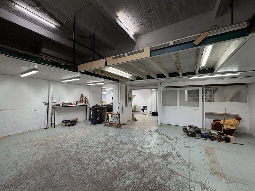Nice / le port (06300) - vente murs commerciaux libres 175m2 avec mezzanine - photo 2