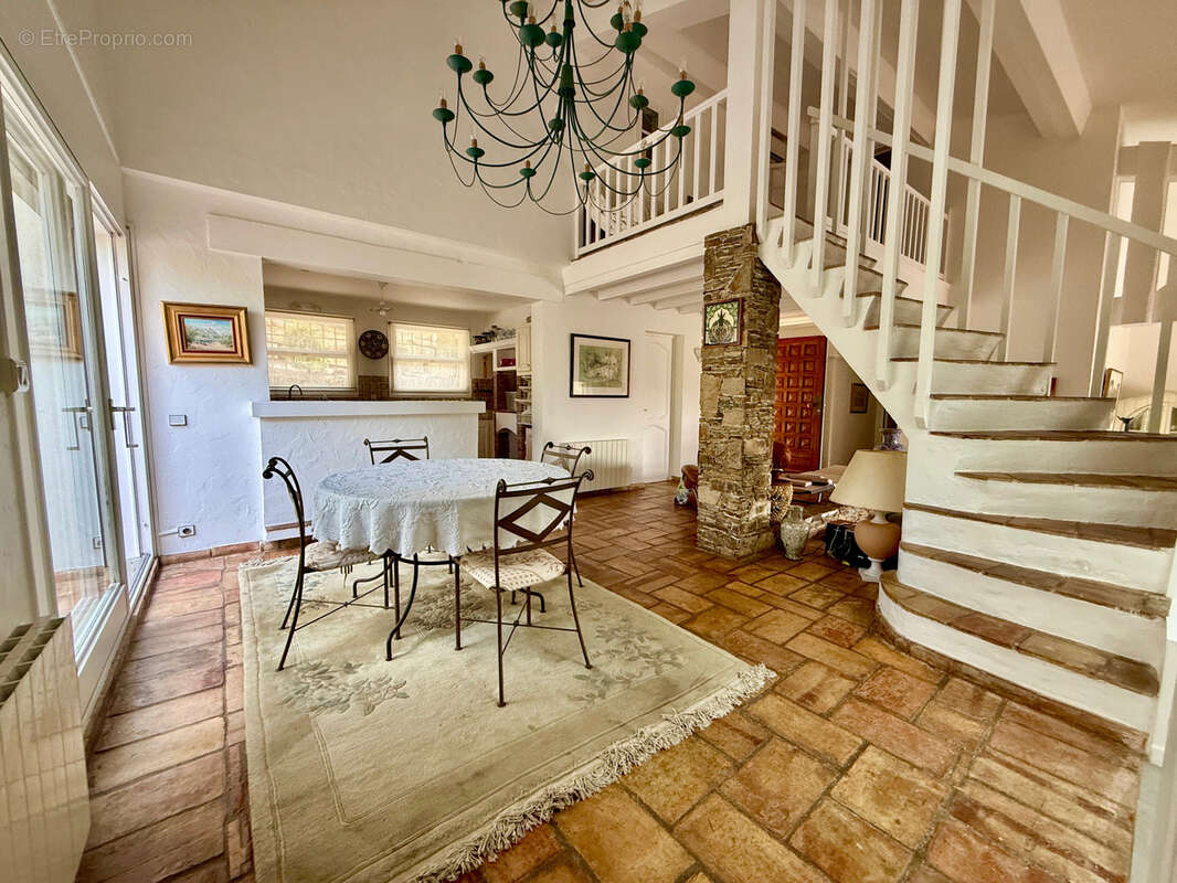 Adresse rare   Vue mer panoramique & fort potentiel - photo 3
