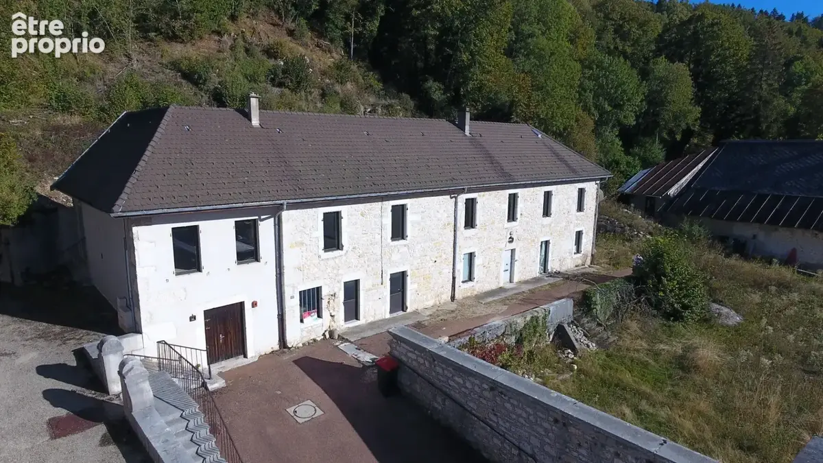 Photo Maison à Cormaranche-En-Bugey au prix de 179 000€