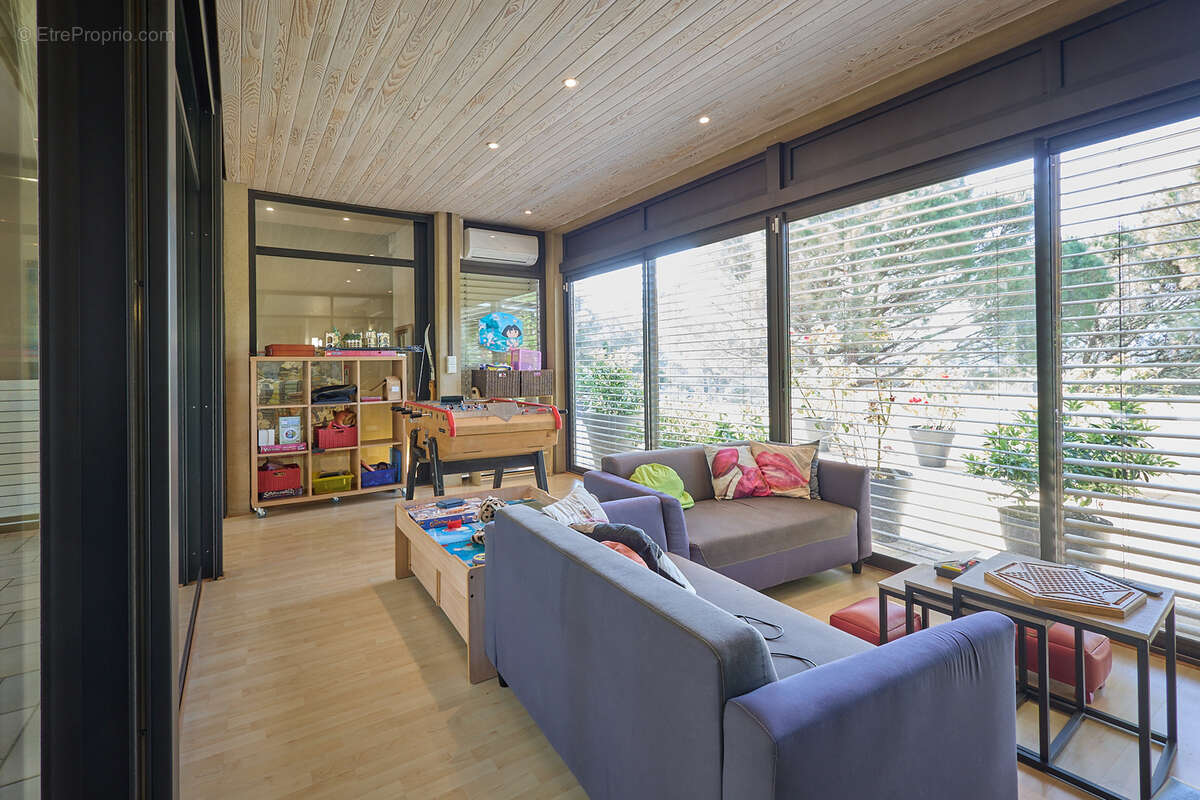 Maison à VILLEDUBERT