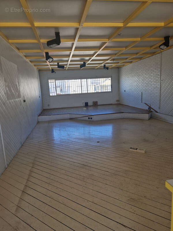 Commerce à BAIE-MAHAULT