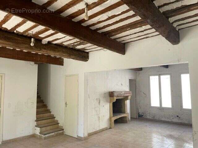 Photo 6 - Maison à REMOULINS