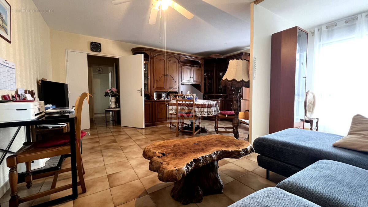 Appartement à PORT-DE-BOUC