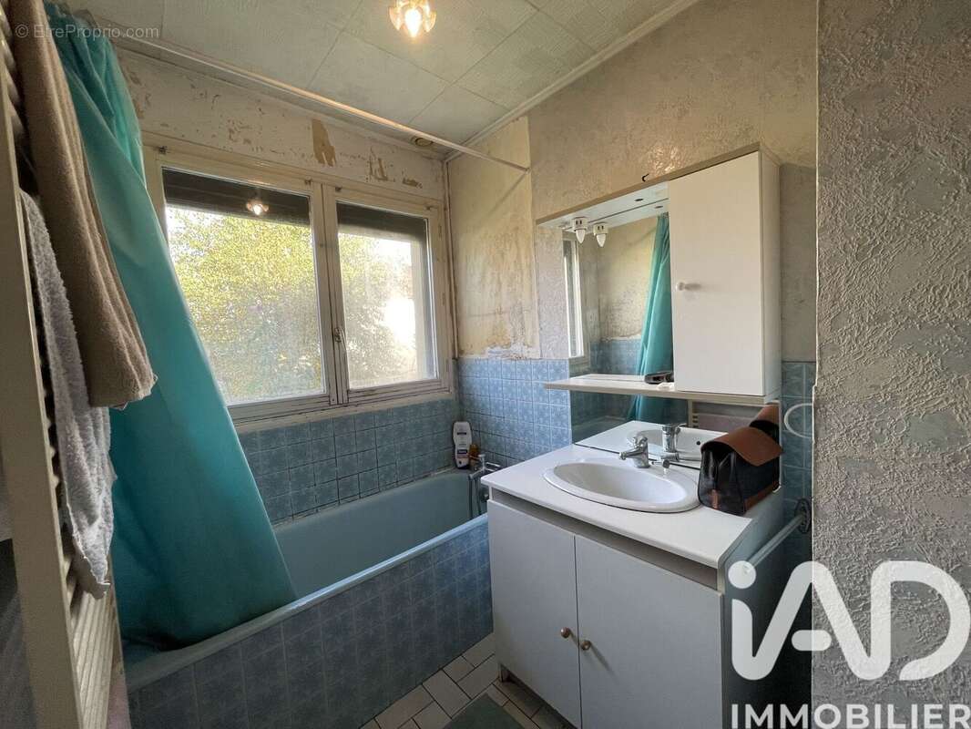 Photo 7 - Maison à ETIVAL-CLAIREFONTAINE