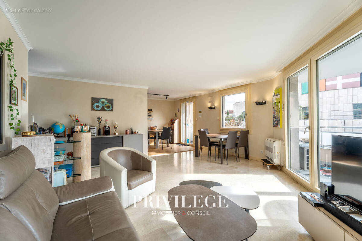 Appartement à LYON-6E