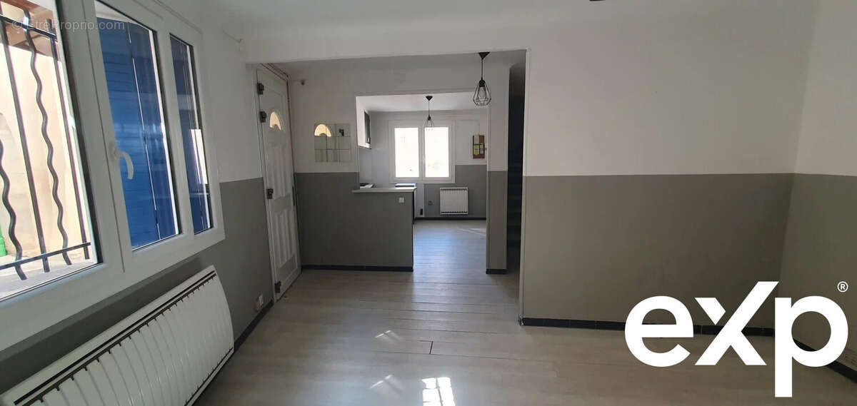 Maison à CORNEILHAN