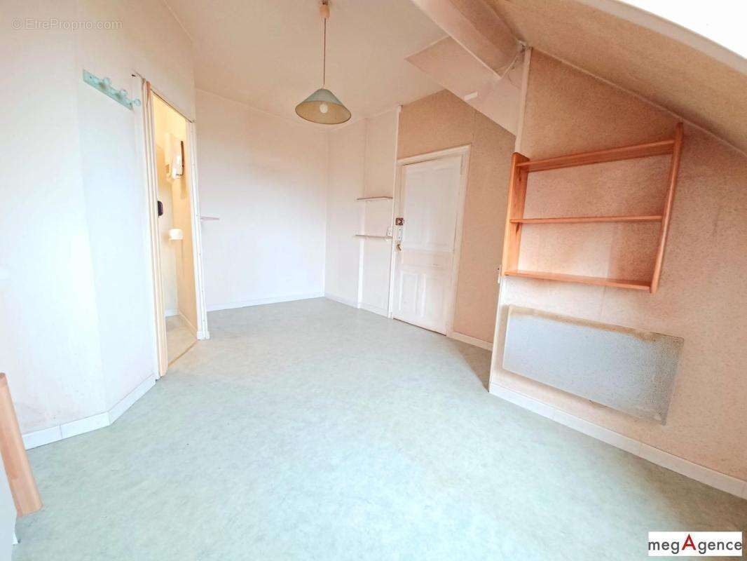 Appartement à FOUGERES