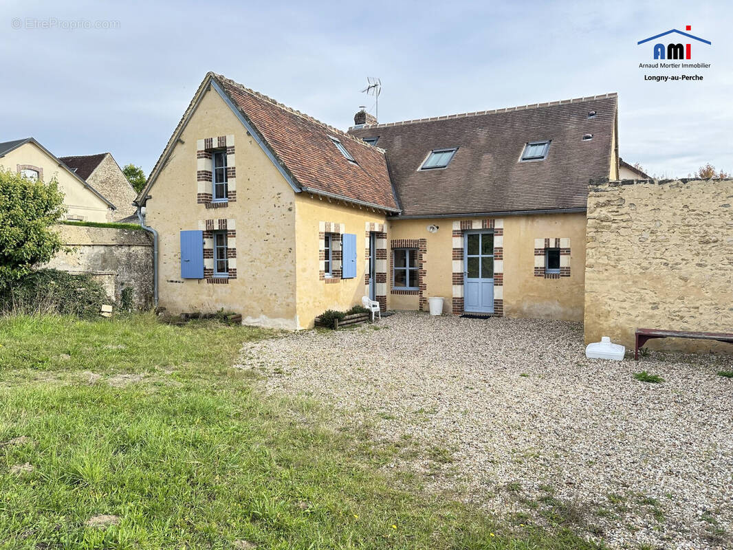 Maison à LONGNY-AU-PERCHE