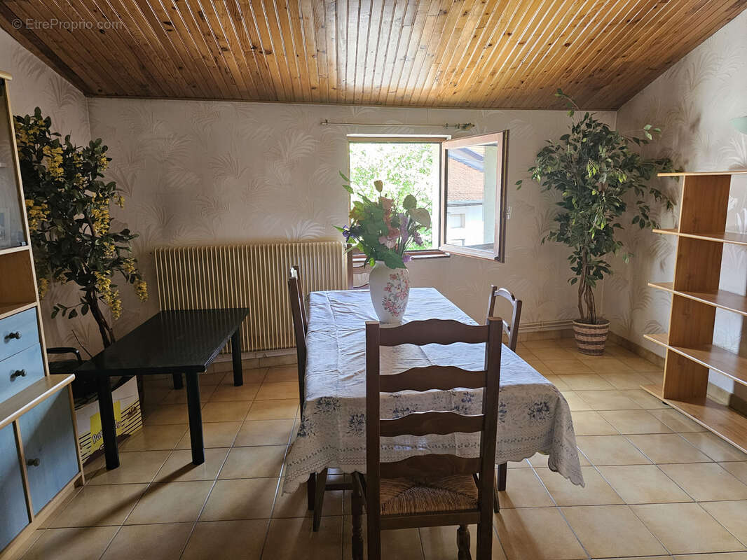 Maison à NOVEANT-SUR-MOSELLE