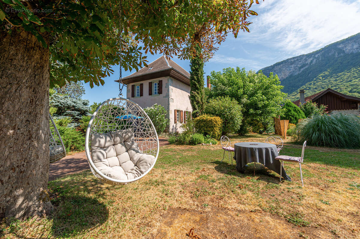 Maison à vendre 6 pièces SONNAZ (73) - Hameau de Montagny avec parc arboré de 2600 M² - photo 4