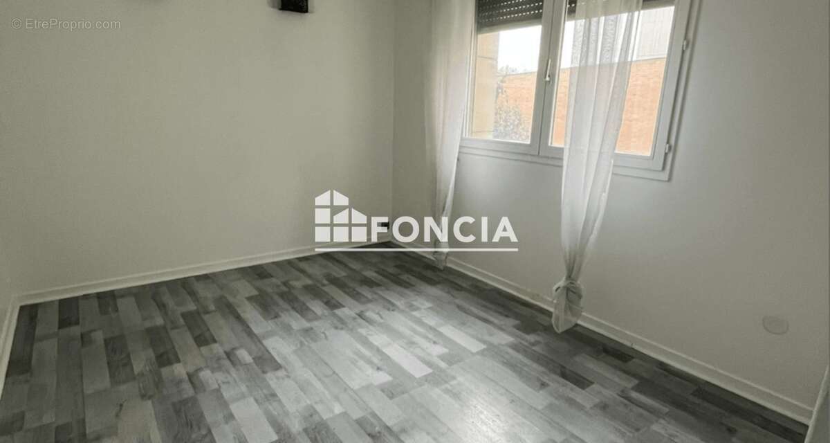 Appartement à LE BOURGET