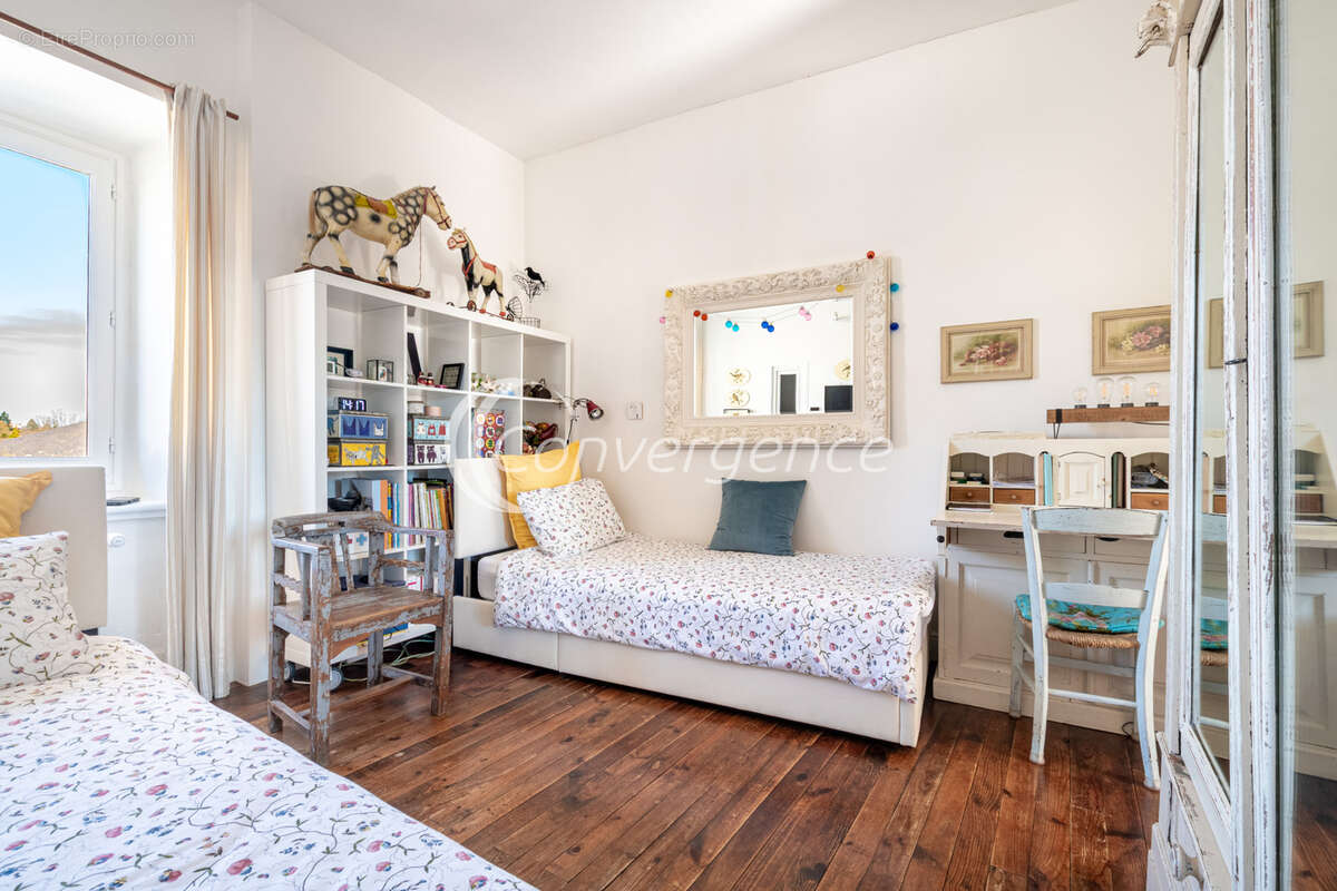 Maison à SAINT-GERMAIN-LES-BELLES