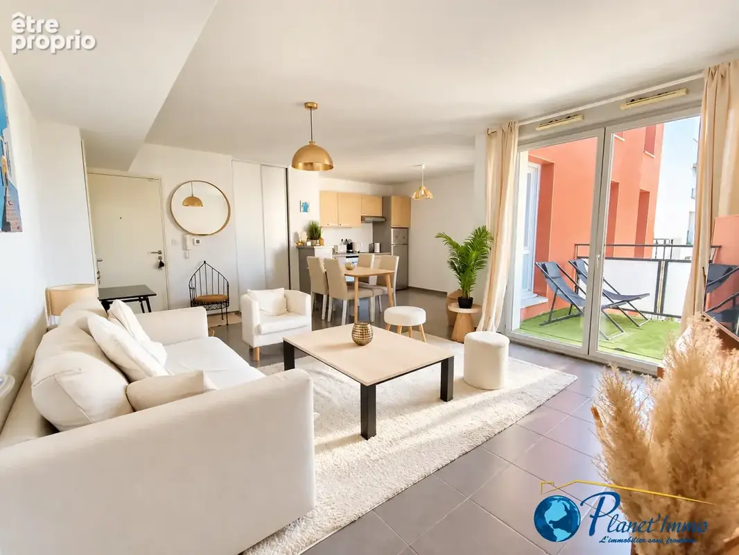 Pierre-Bénite   T3 de 64 m2 avec balcon et deux stationnements en sous-sol - photo 1