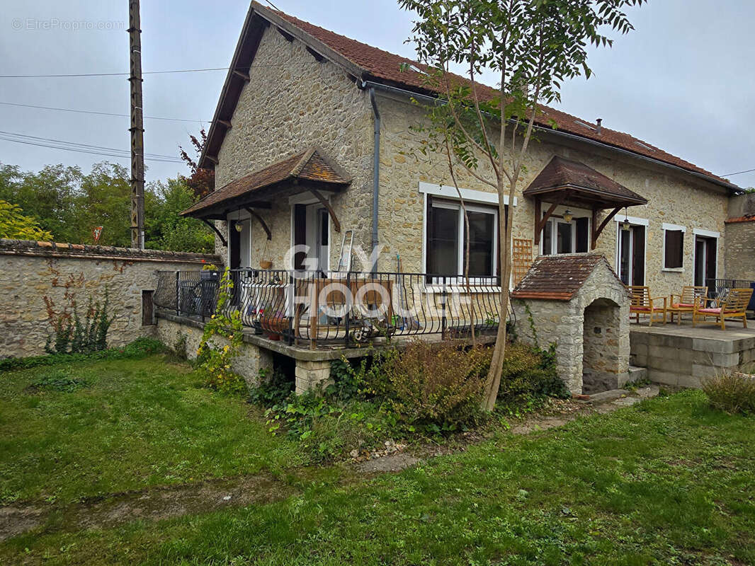 Maison à MILLY-LA-FORET