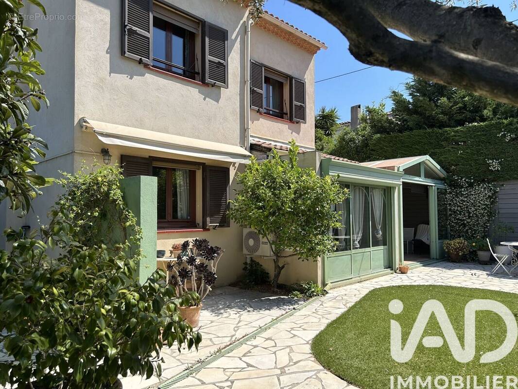 Photo 1 - Maison à TOULON