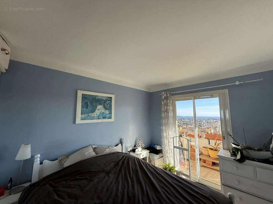 Appartement à GRASSE