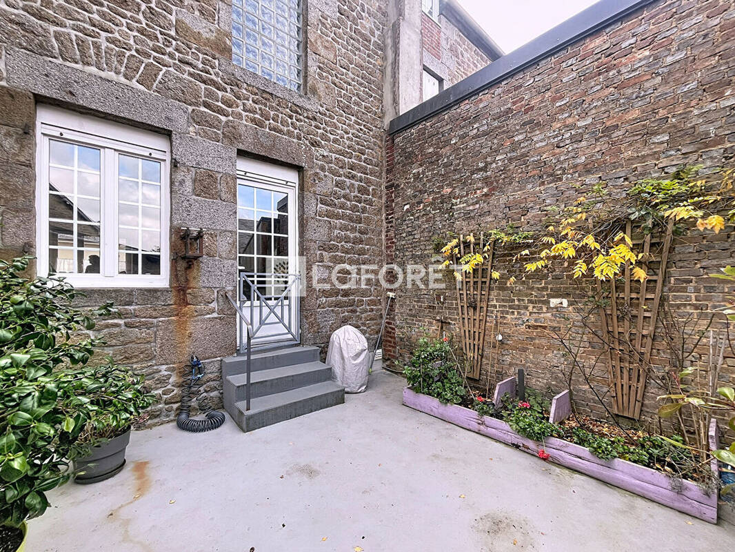 Maison à SAINT-BOMER-LES-FORGES