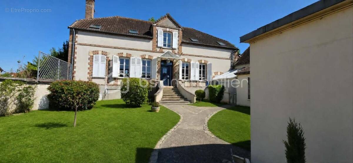 Maison à SAINT-CLEMENT