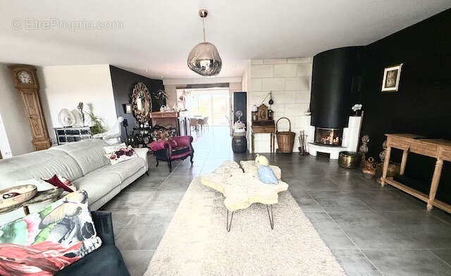 Maison à SAINT-AIGULIN