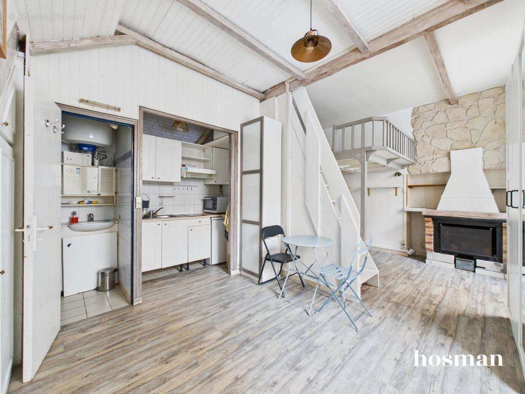 Appartement à PARIS-20E