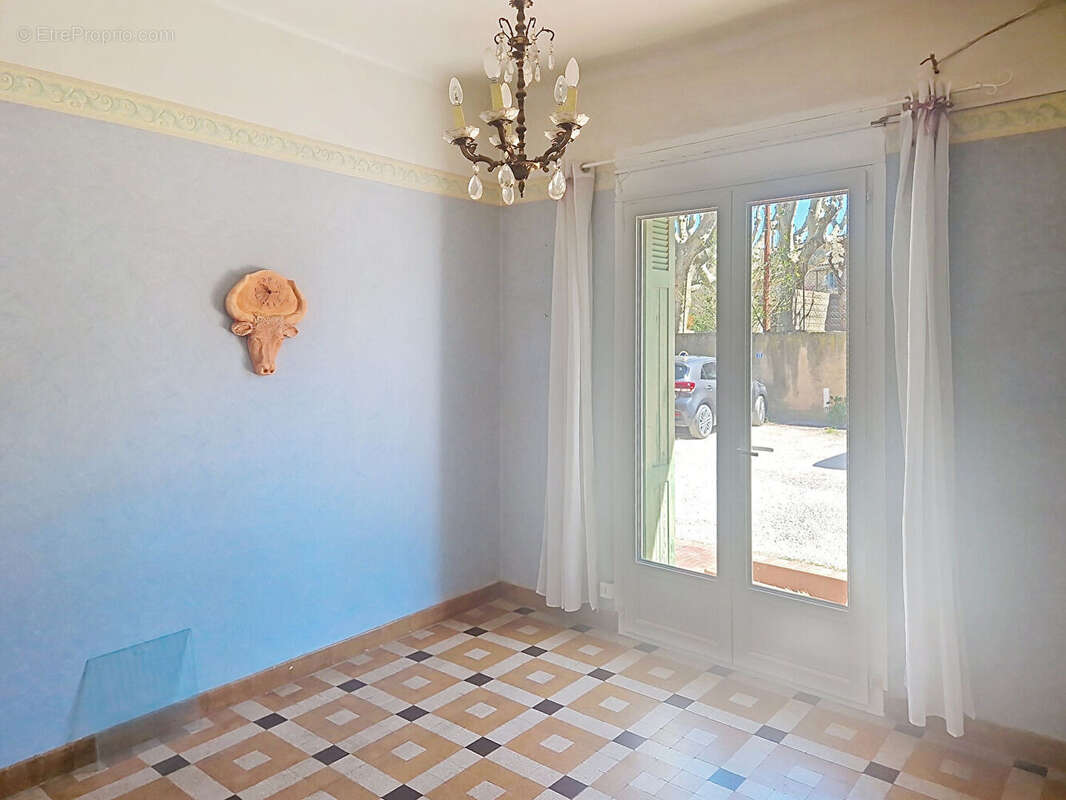 Maison à ROQUEMAURE