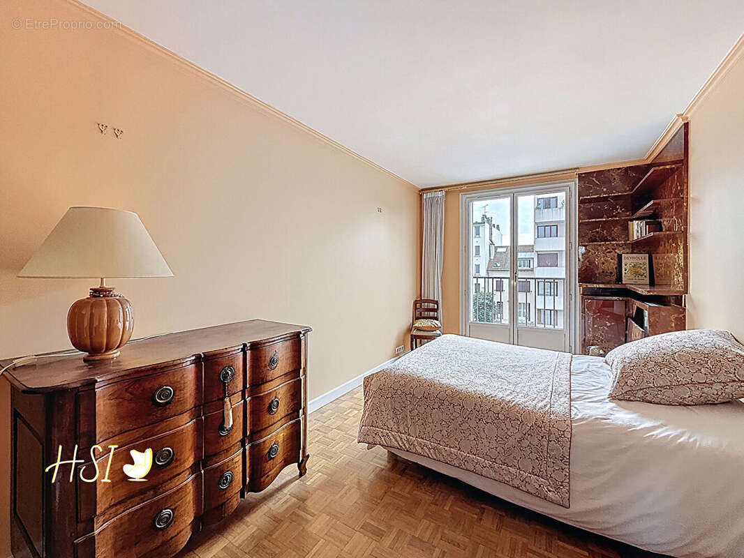 Appartement à COLOMBES