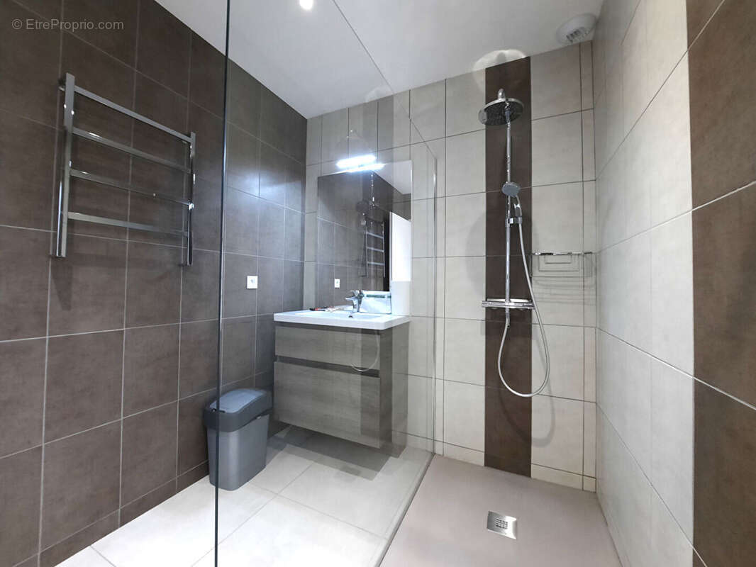 Maison à JONQUIERES