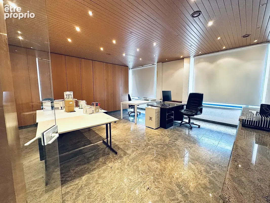 Local d’activité industrielle / bureaux / show room - photo 5