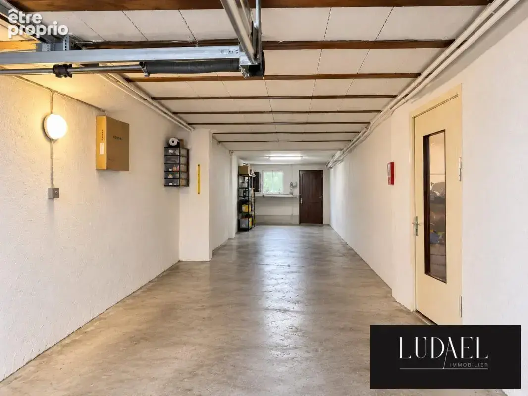 Maison familiale de 136 m² avec jardin paysager et double garag - photo 20