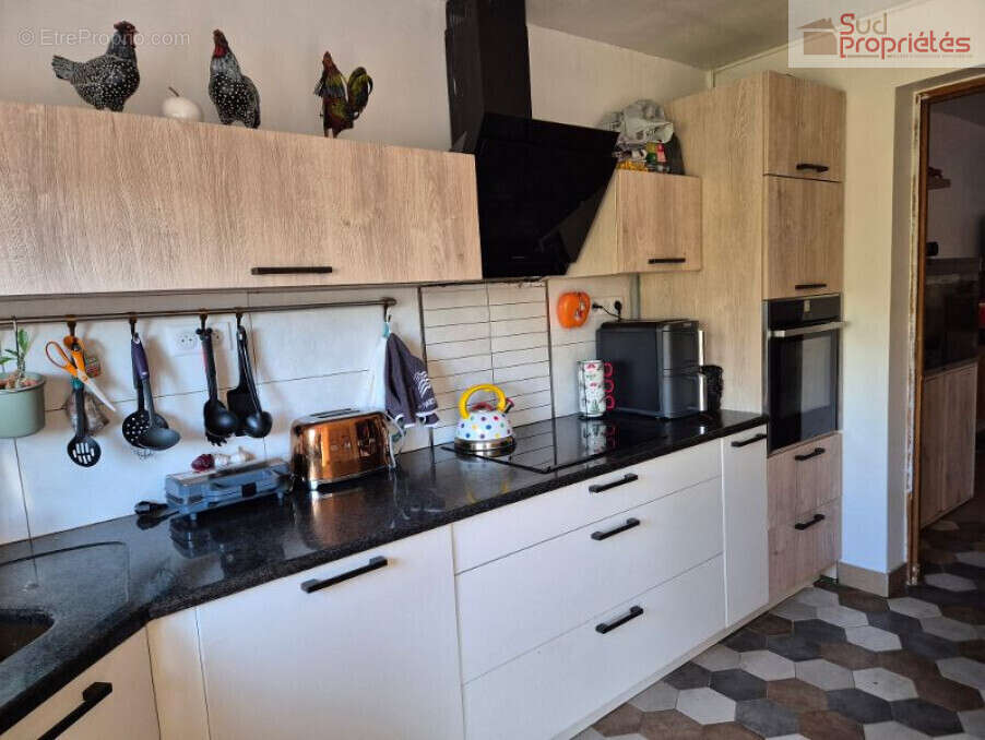 Maison à AURIBEAU-SUR-SIAGNE