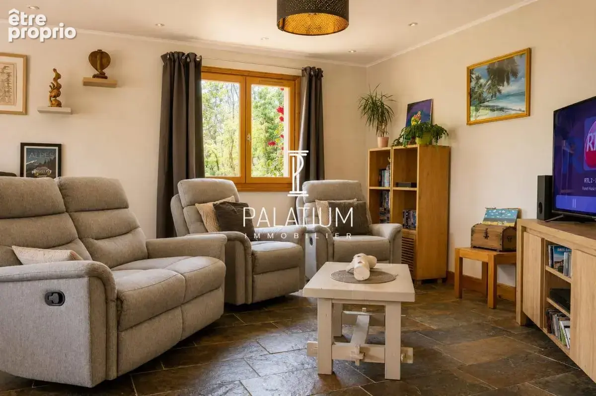 Propriété d'exception de près de 400 m² - photo 4
