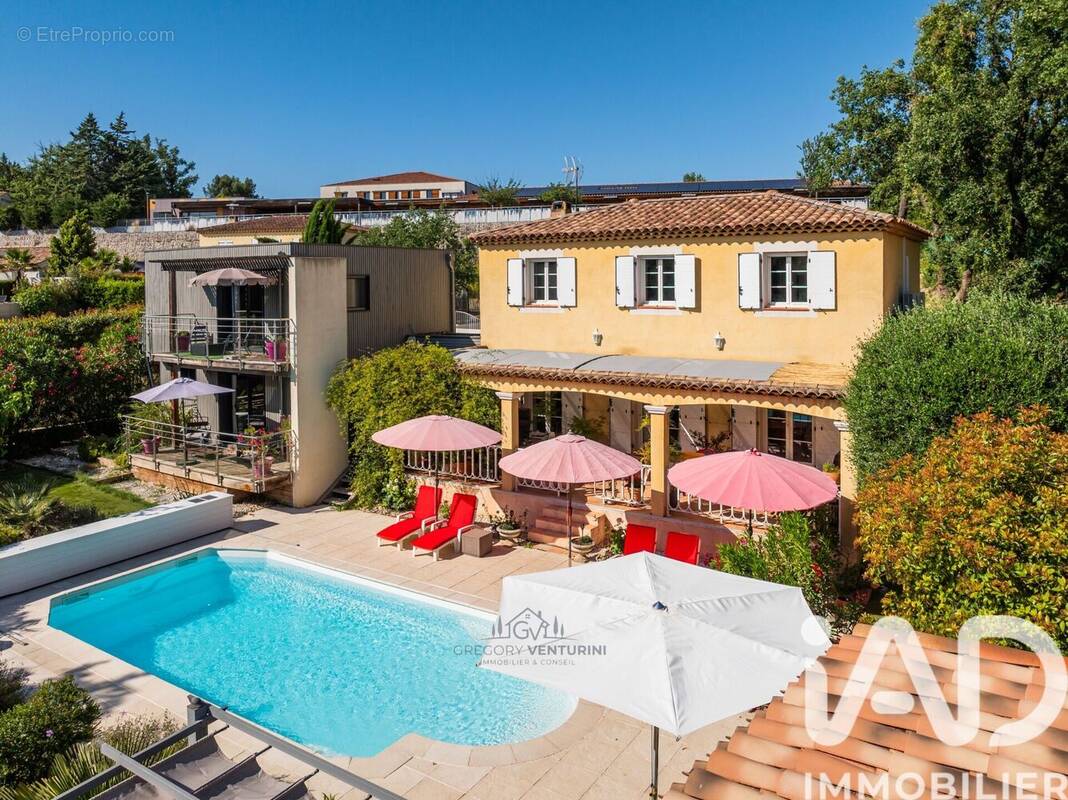 Photo 1 - Maison à FUVEAU