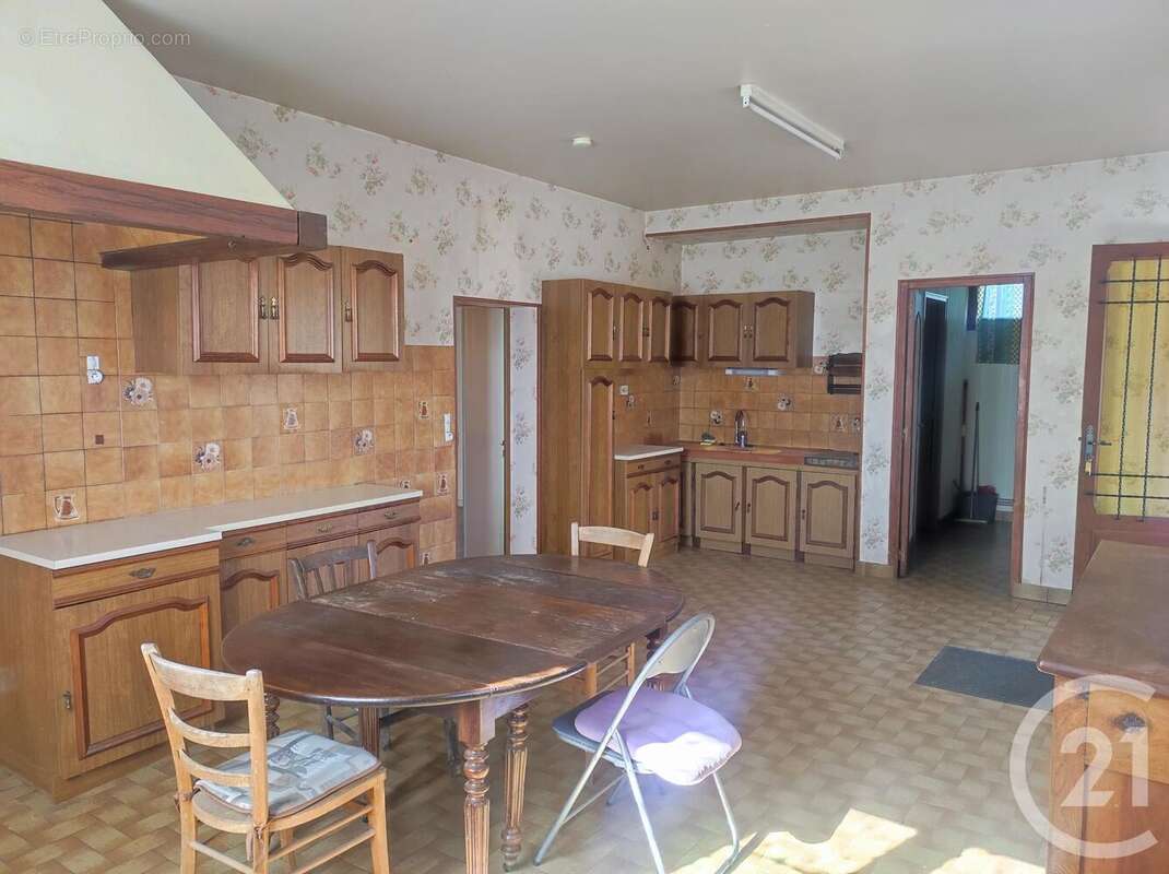 Maison à SAINT-PERE