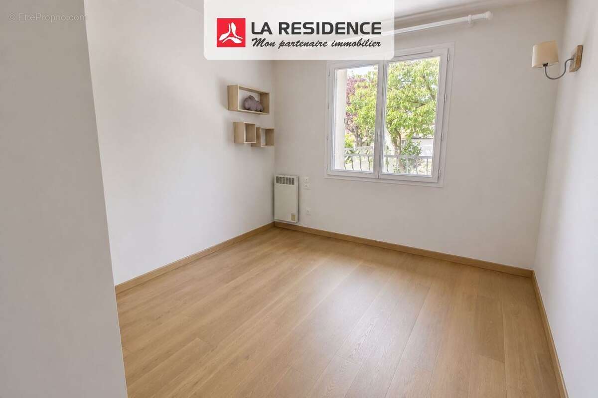 Maison 95 m² à Conflans-Sainte-Honorine  - photo 9