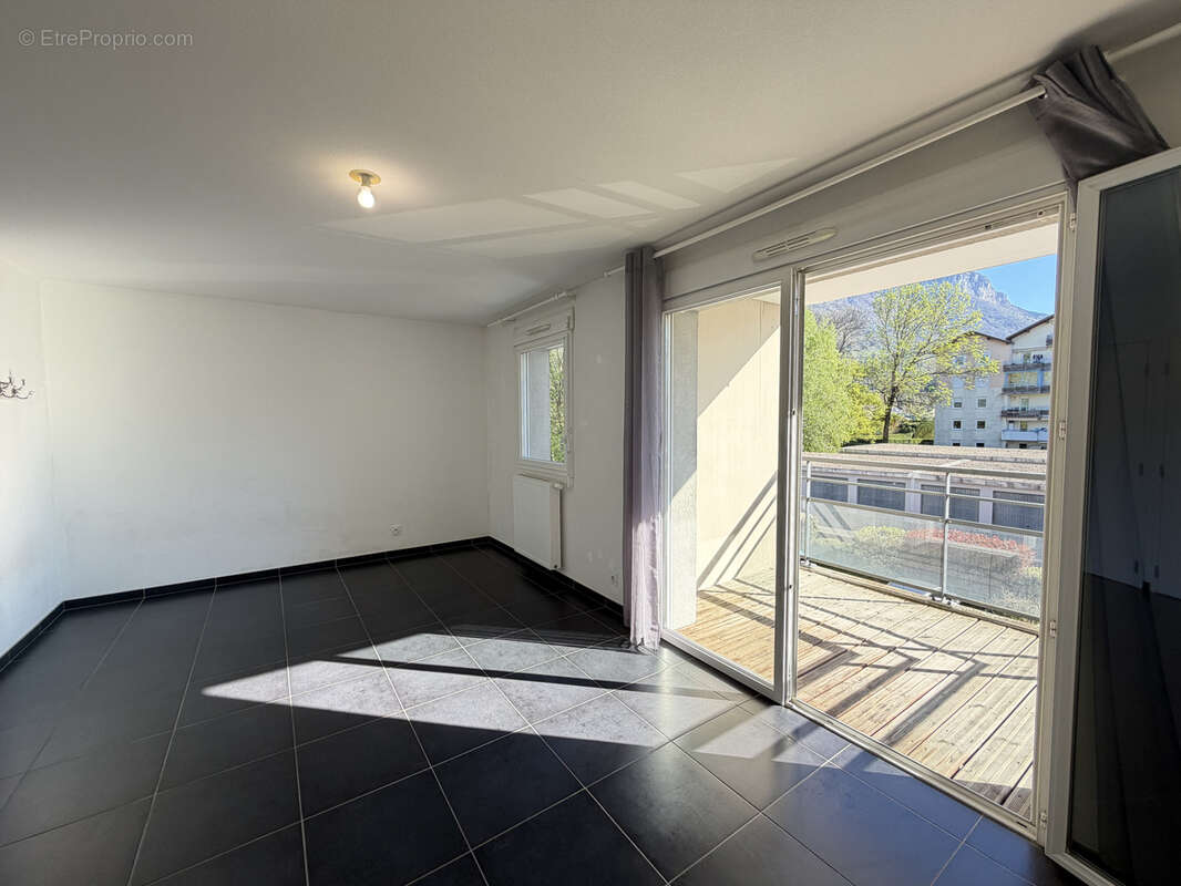 Appartement à LA RAVOIRE