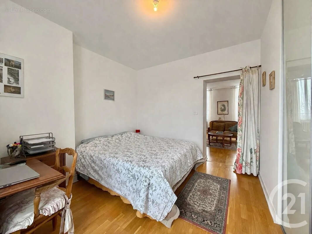 Appartement à MOULINS