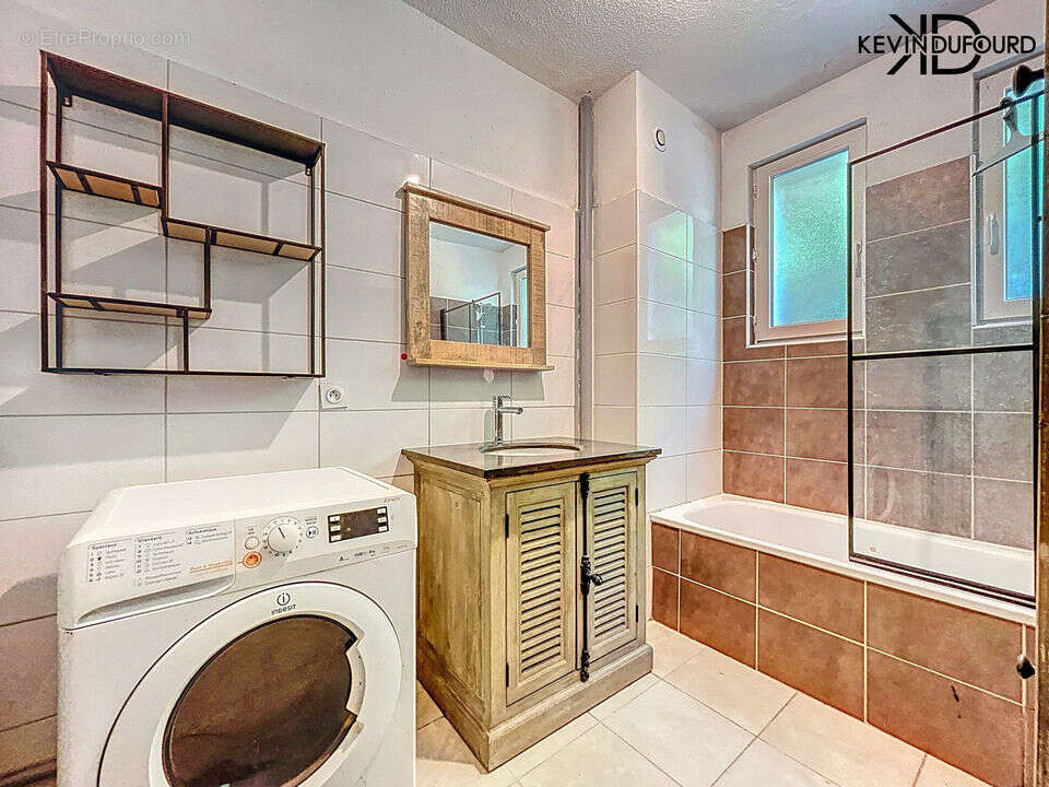 Appartement à AUBENAS