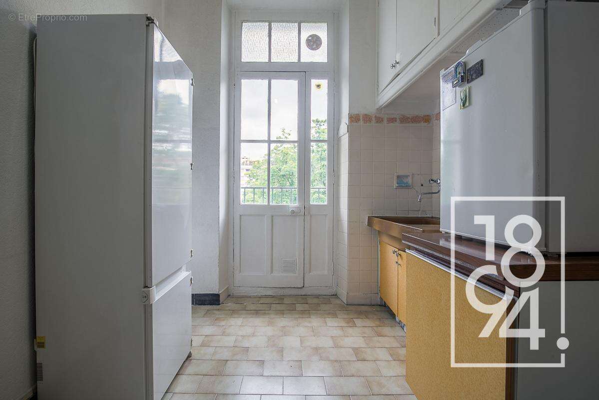 Appartement à MARSEILLE-8E