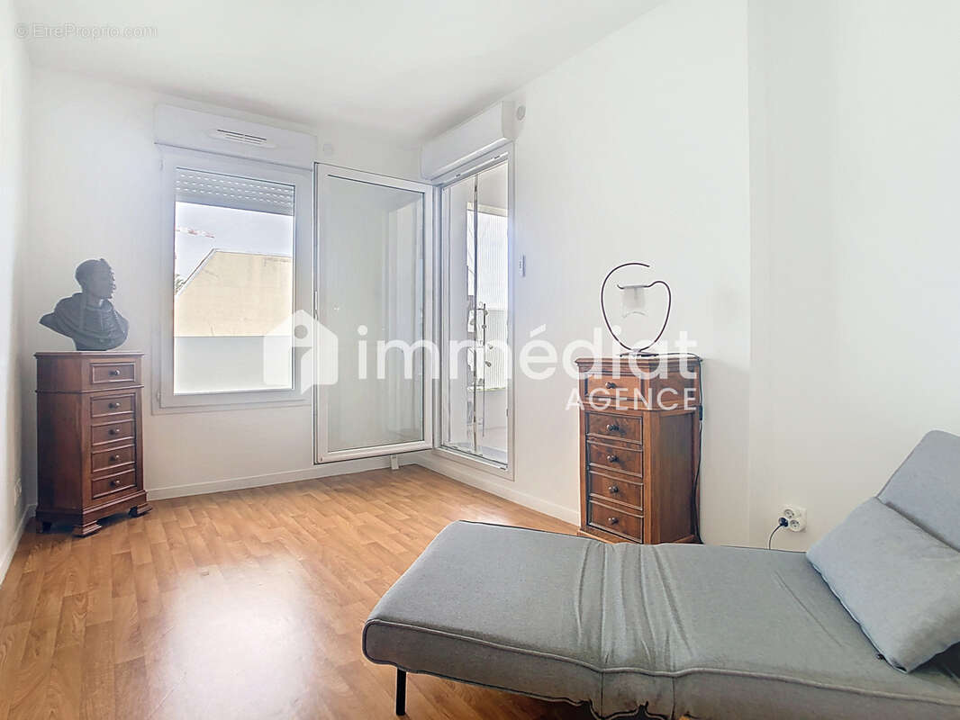 Appartement à NANTERRE