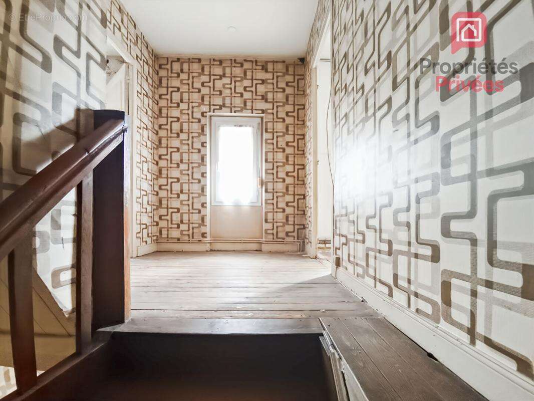 Maison à ROMILLY-SUR-SEINE