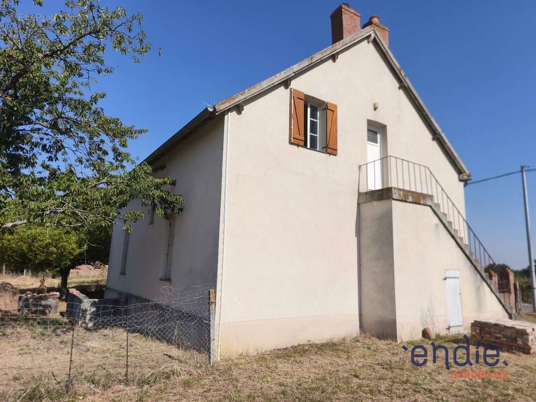 MURAT : maison de 9 pièces (152 m²) en vente - photo 14