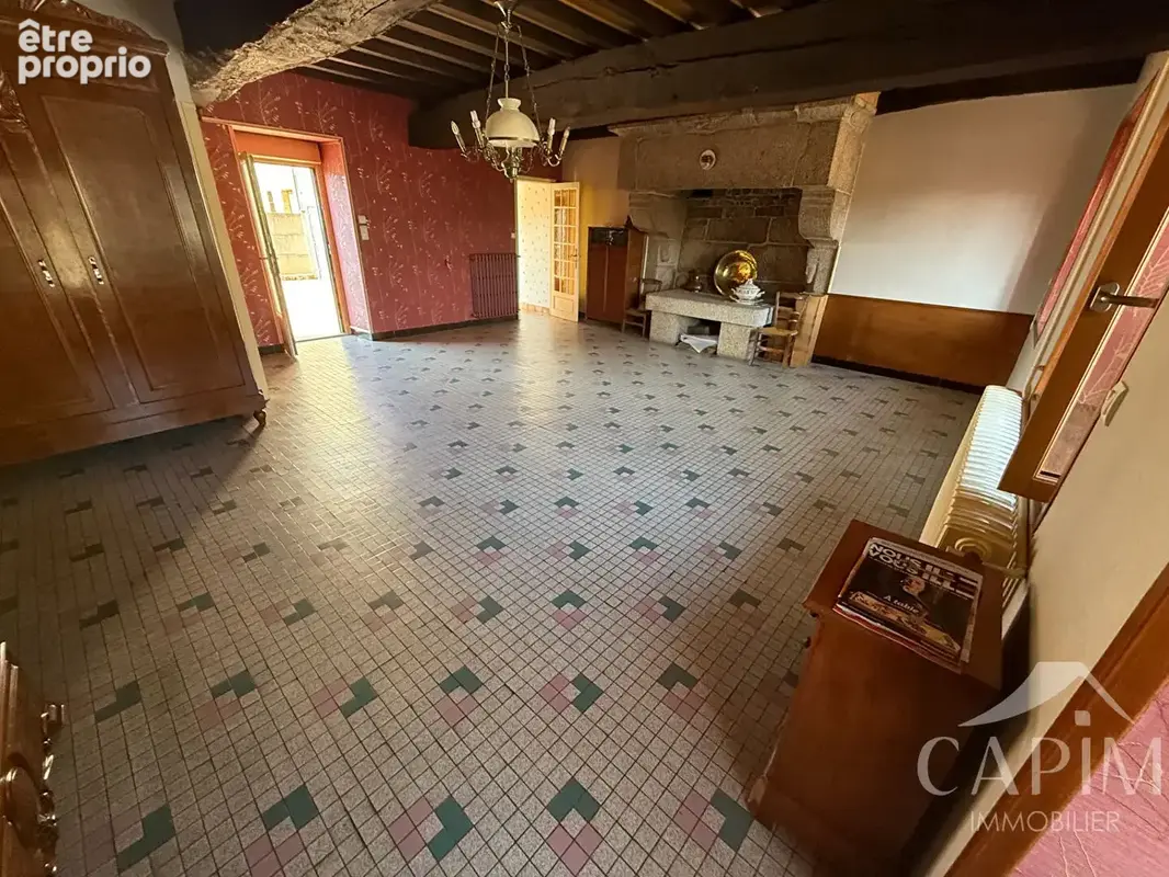 Maison en pierres Saint Germain En Cogles en centre bourg - 4Ch. - Bureau - photo 2