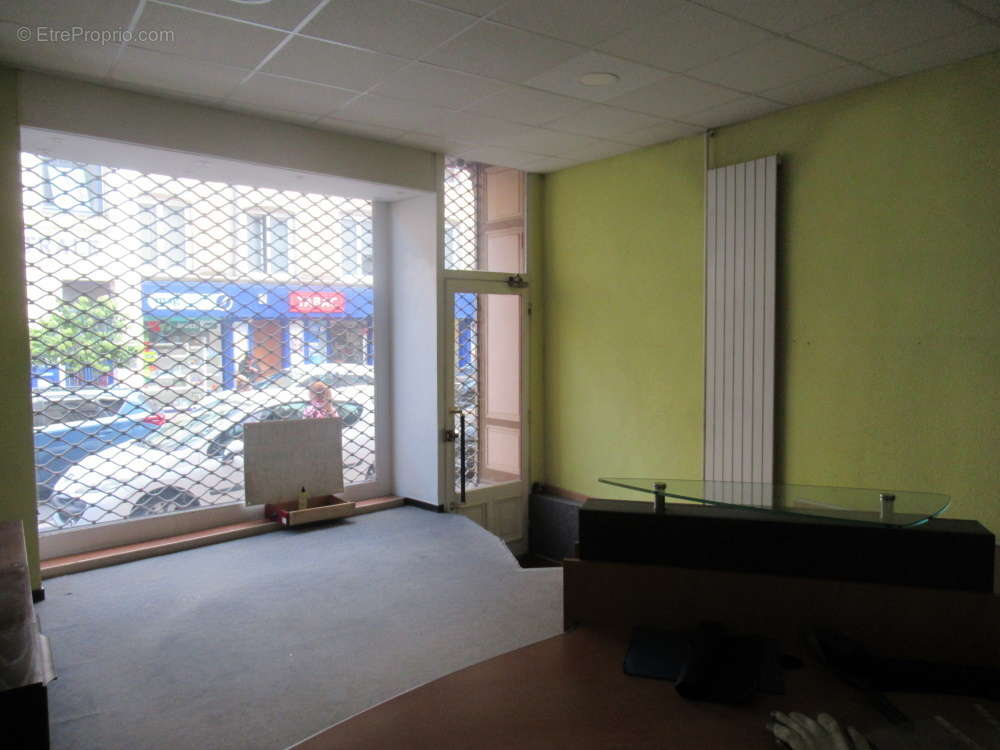 Centre Ville MIRECOURT Immeuble - photo 2