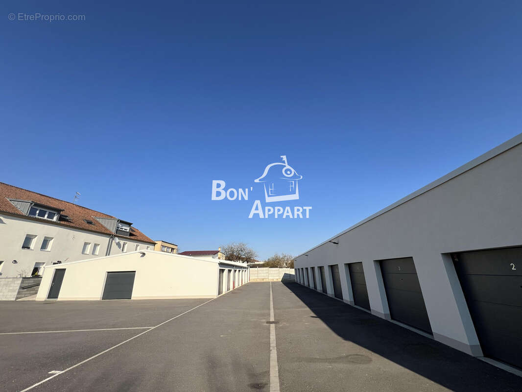 Appartement à LEXY