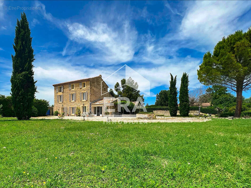 Maison à MAZAN